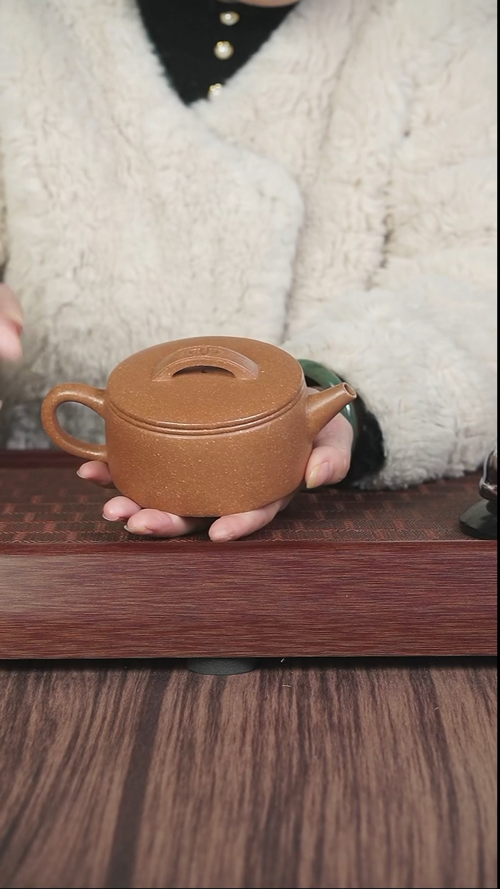 【闪购商品】紫砂茶壶沉香段 汉瓦  240cc