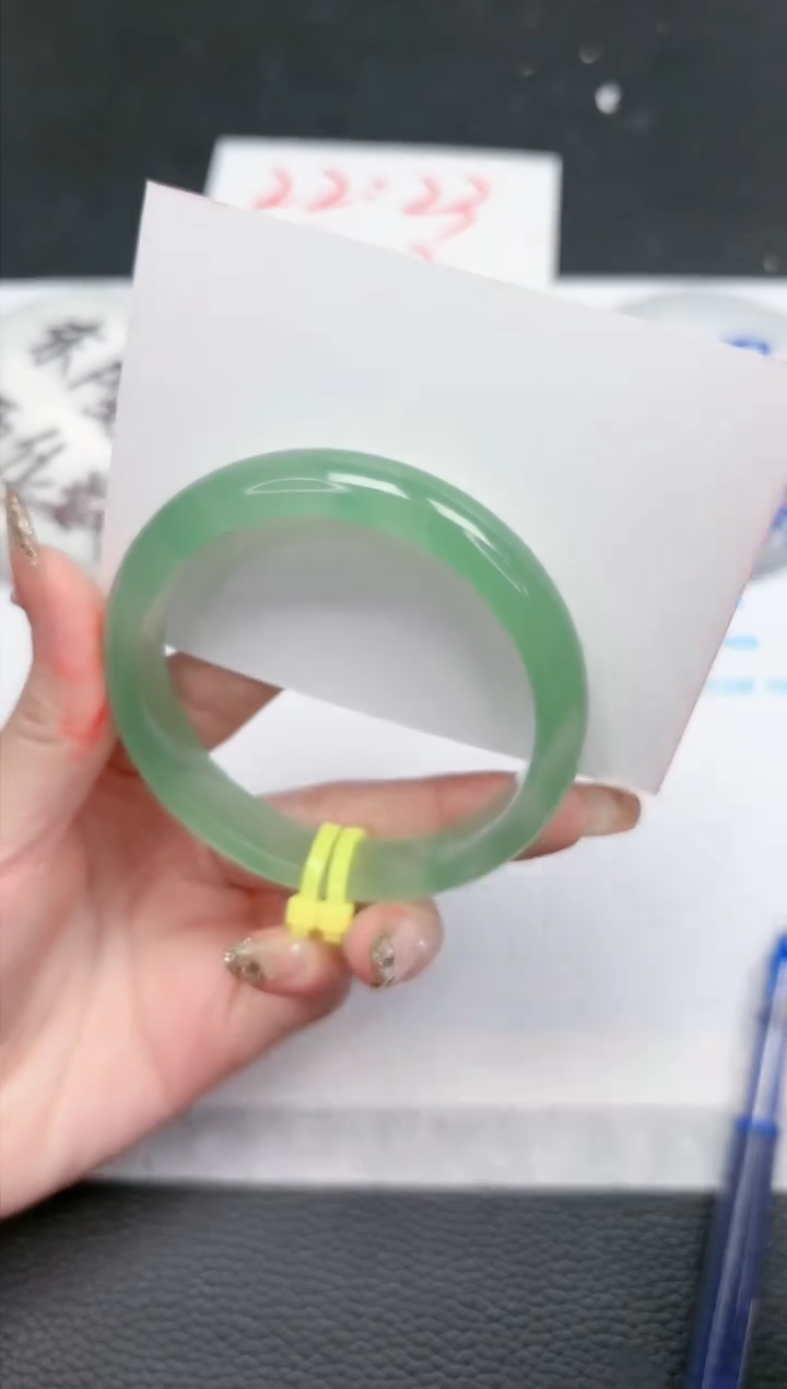 【闪购商品】石英质玉手镯未镶嵌446-58