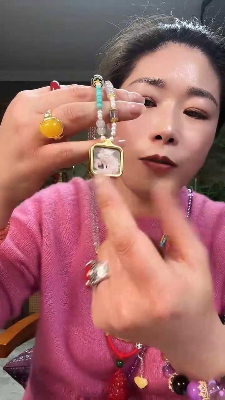 【闪购商品】树脂制品0000000T005