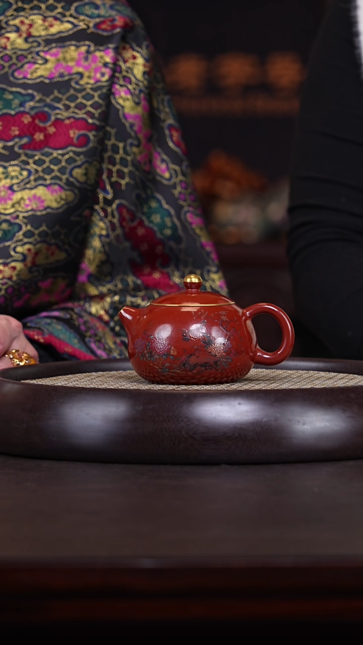 【闪购商品】紫砂茶壶姚玲香24-09 珐琅彩西施200c