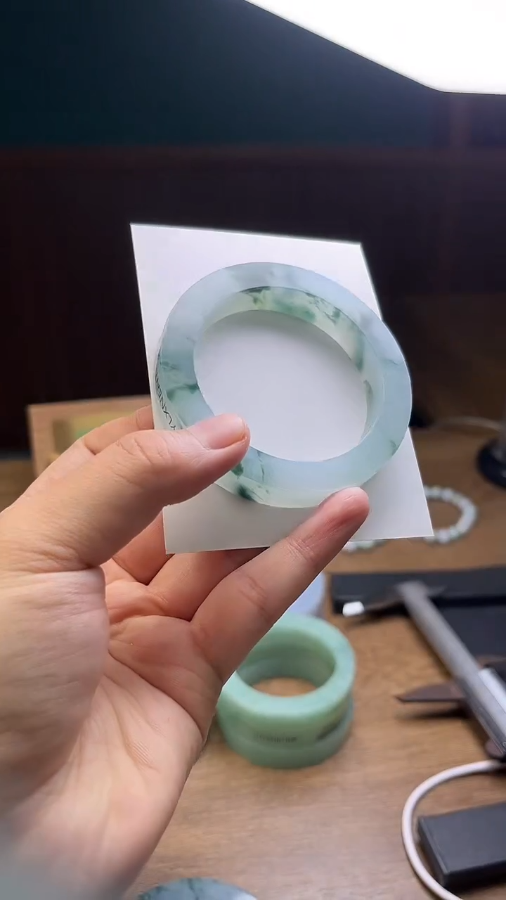 未镶嵌手镯定制翡翠知**乐D 