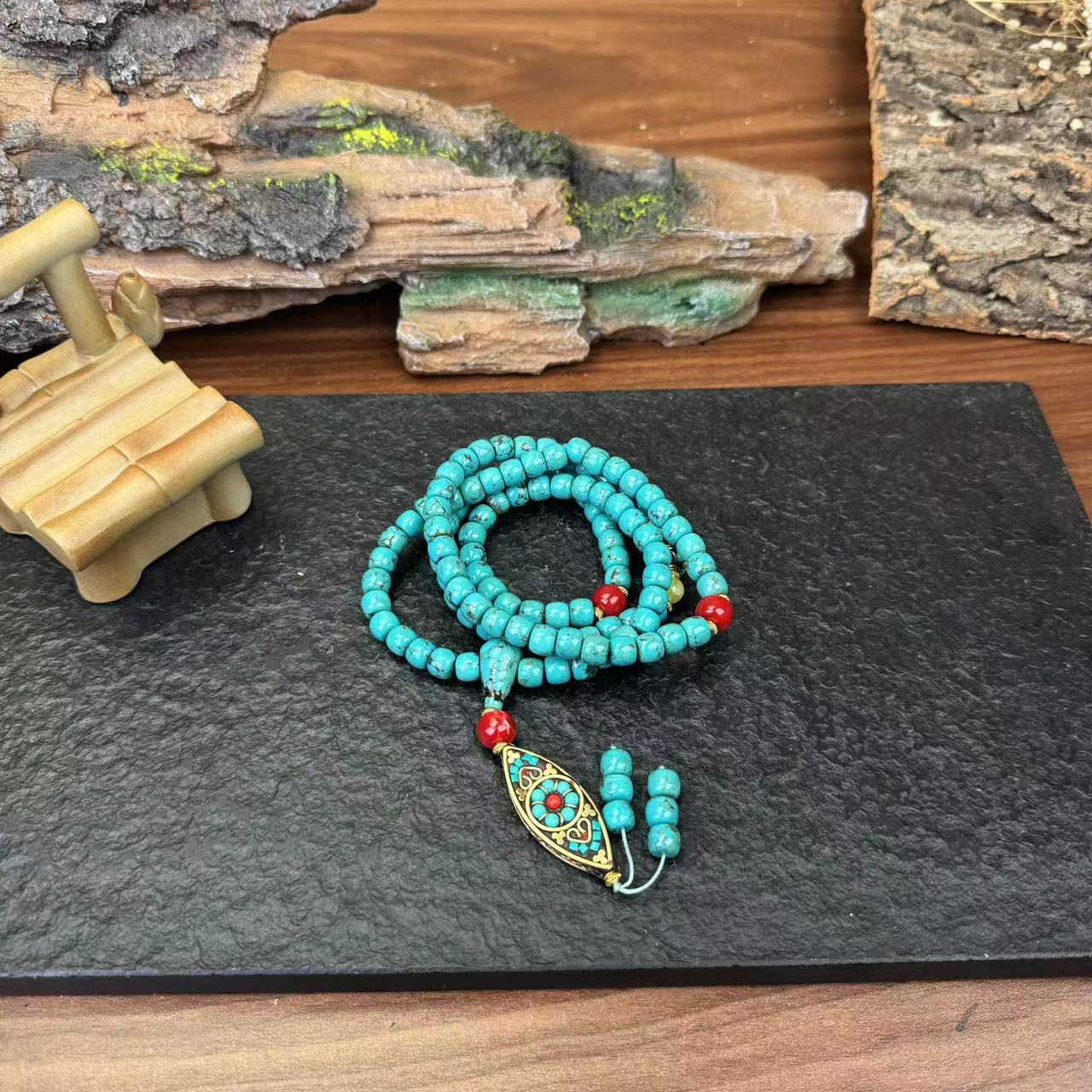 （时光）绿手串带尼泊尔牌 SC043