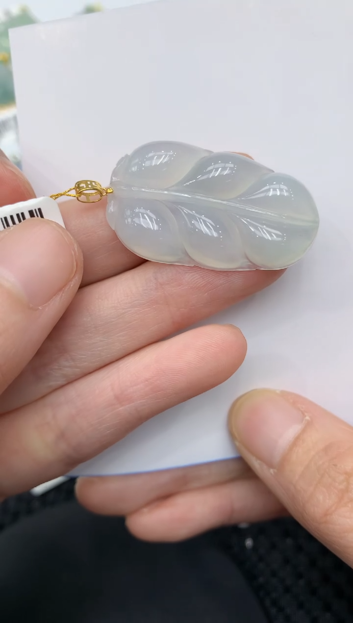 【闪购商品】翡翠颈饰18K金镶嵌111111111111