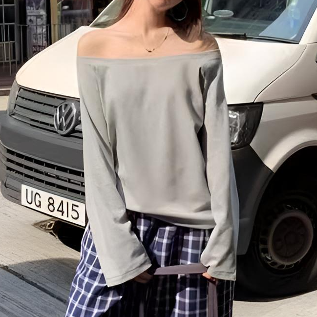 慵懒风美式斜肩设计感长袖T恤女春秋小众露肩打底衫宽松百搭上衣