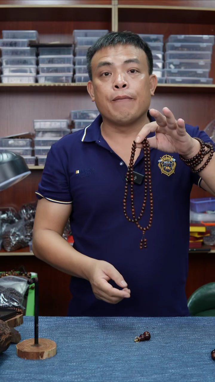 黄花梨/降香黄檀海南黄花梨紫油梨0.8X108配葫芦（99）