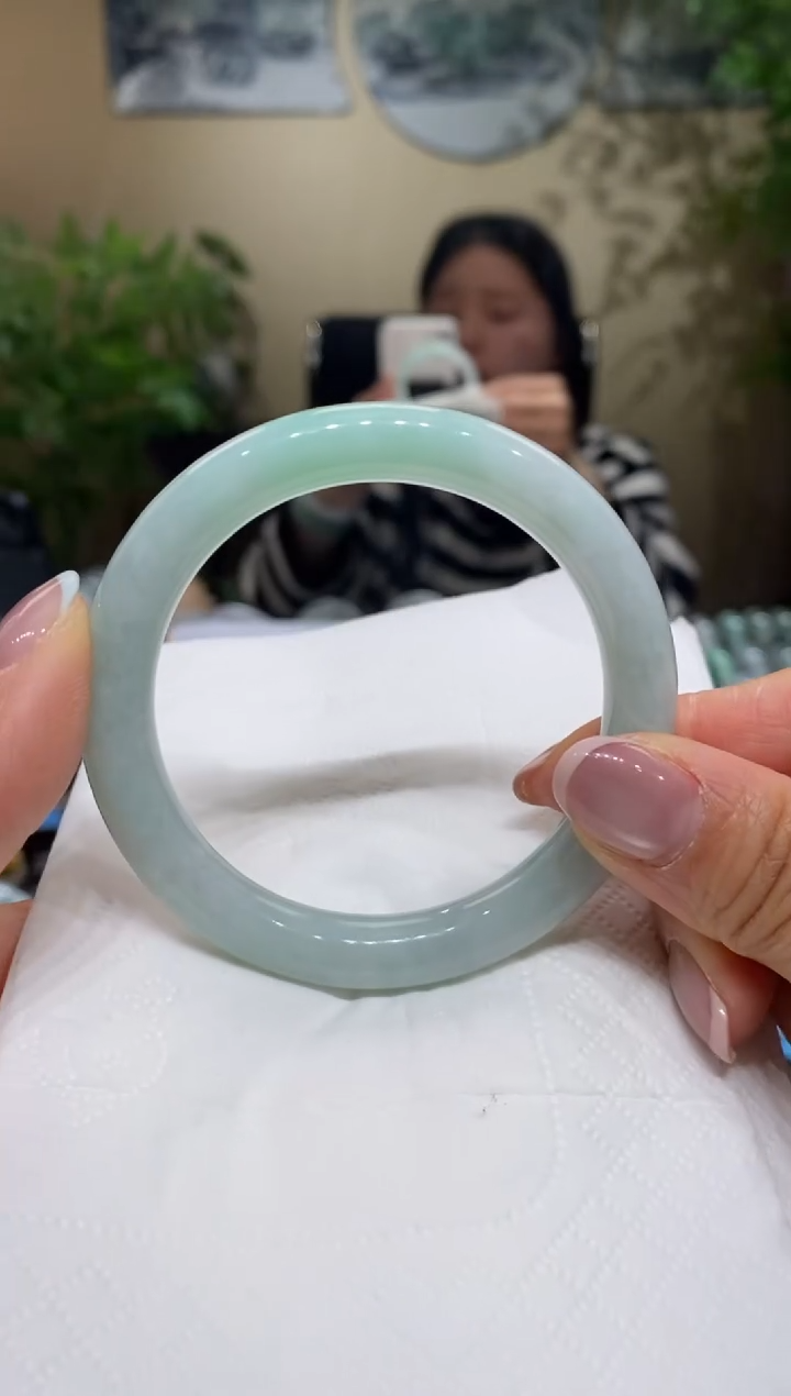 【闪购商品】翡翠手镯未镶嵌翡翠