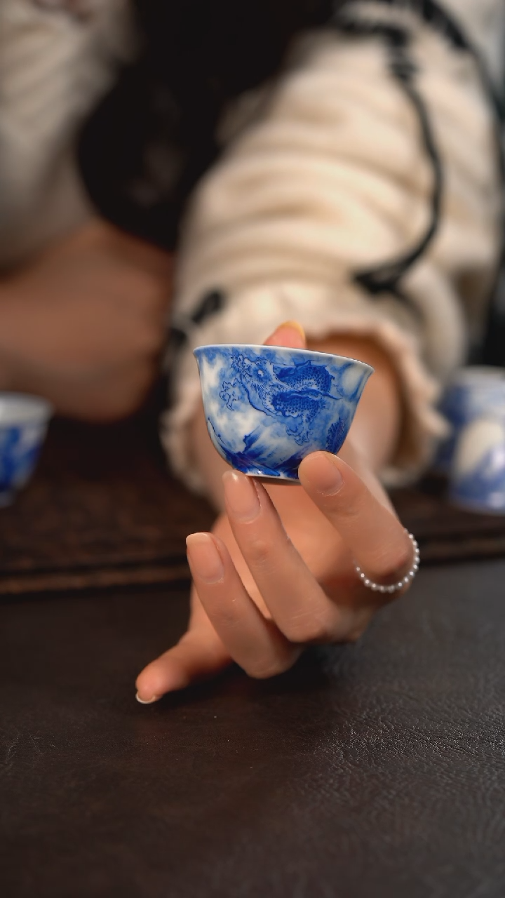 【闪购商品】杯仪贤堂宋龙一口杯