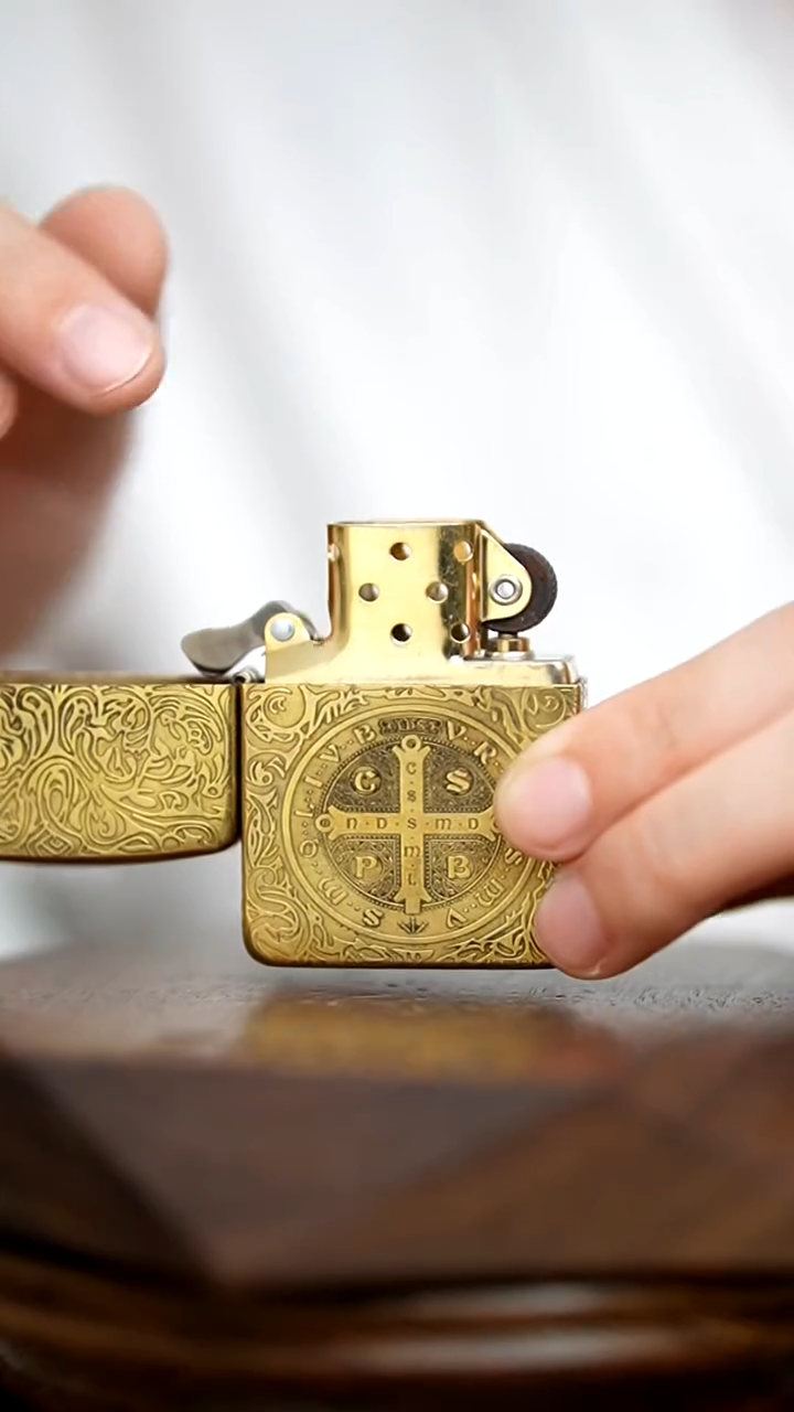 Zippo官方正品 康斯坦丁41