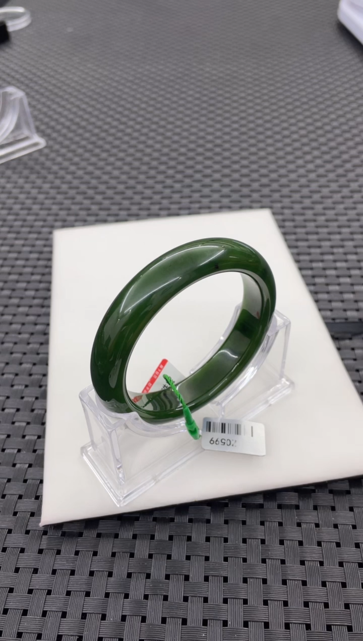 【闪购商品】和田玉手镯一条58未镶嵌(多样性发一件) Z0599