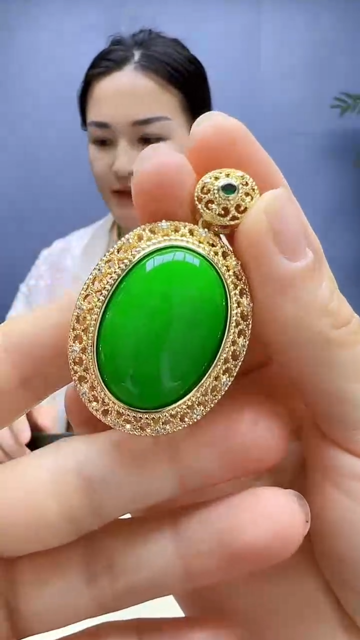 翡翠14K金镶嵌颈饰沉白diy颈饰