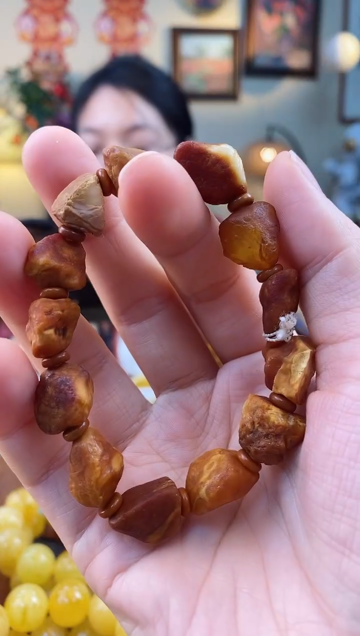 【闪购商品】琥珀手串未镶嵌手串