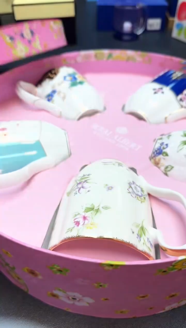 瓷片全新正品一件不留@@H72