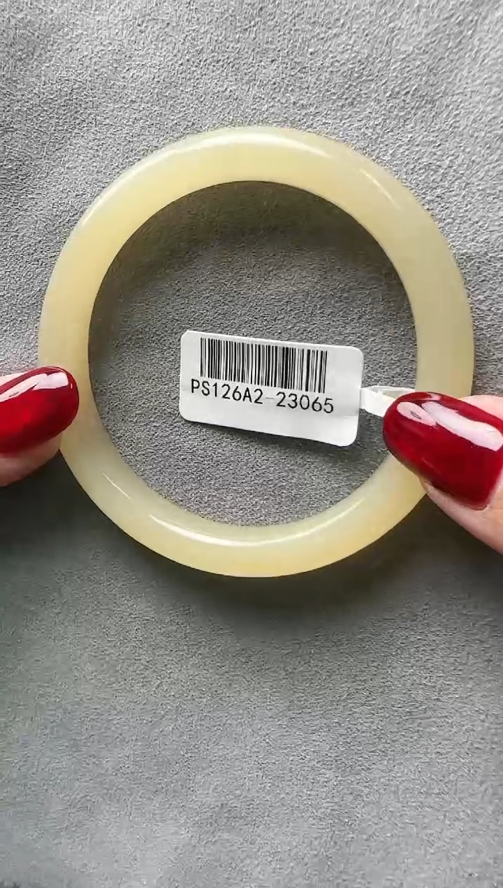 【闪购商品】和田玉手镯未镶嵌55