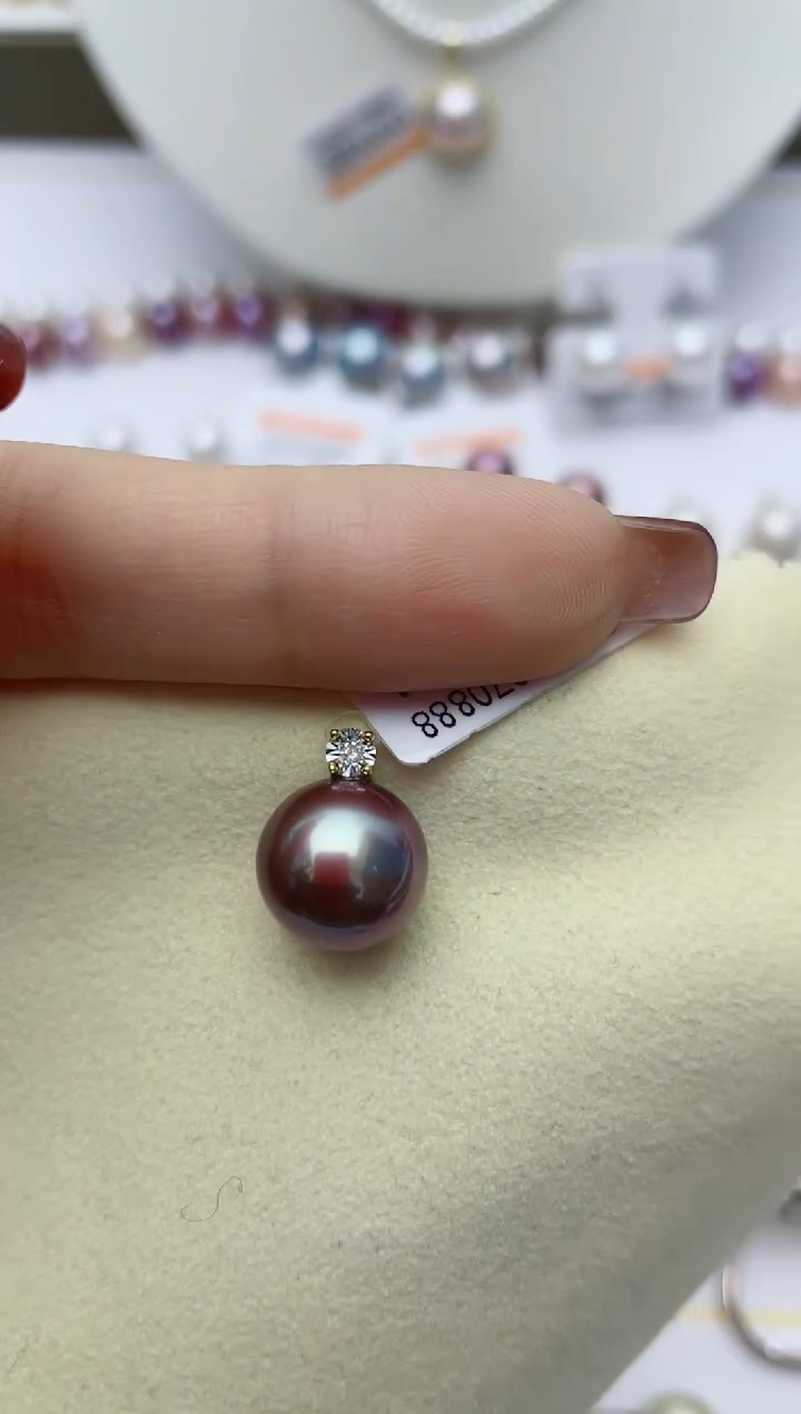 【闪购商品】淡水珍珠颈饰18K金镶嵌W108