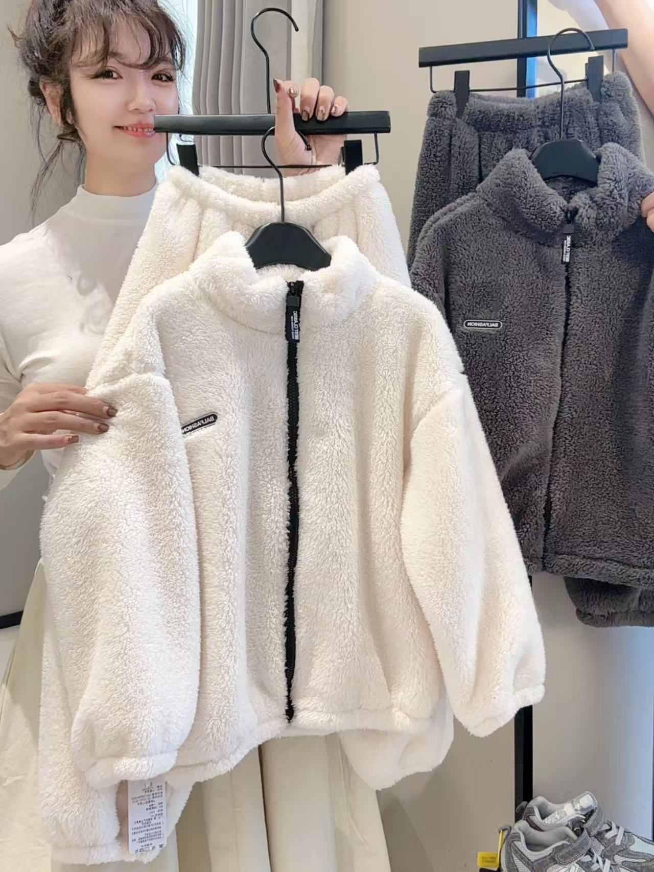 【设计师款】儿童冬款双面绒外出家居服绣标拉链款