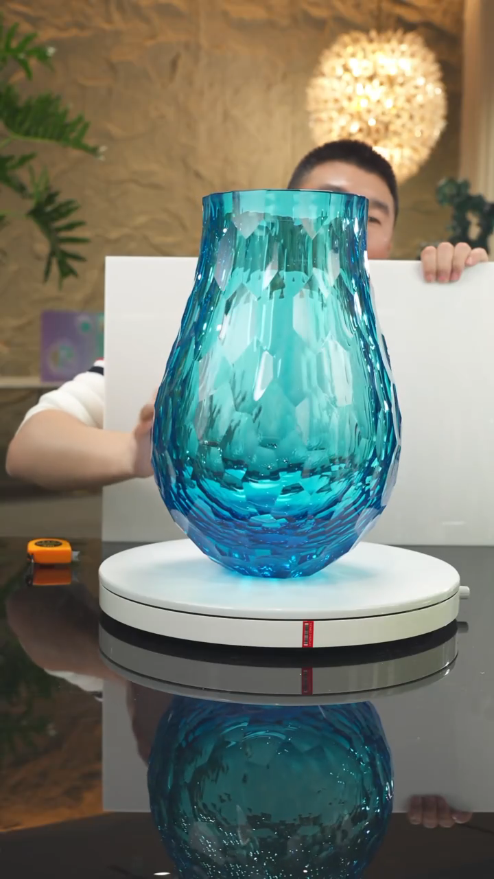 【闪购商品】瓷片蓝色渐变凹切面花瓶大号