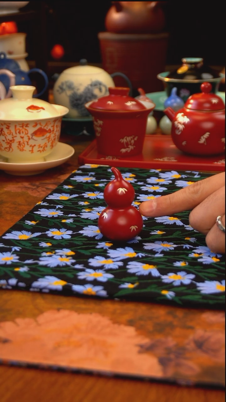 专做手绘和手工茶具的直播间