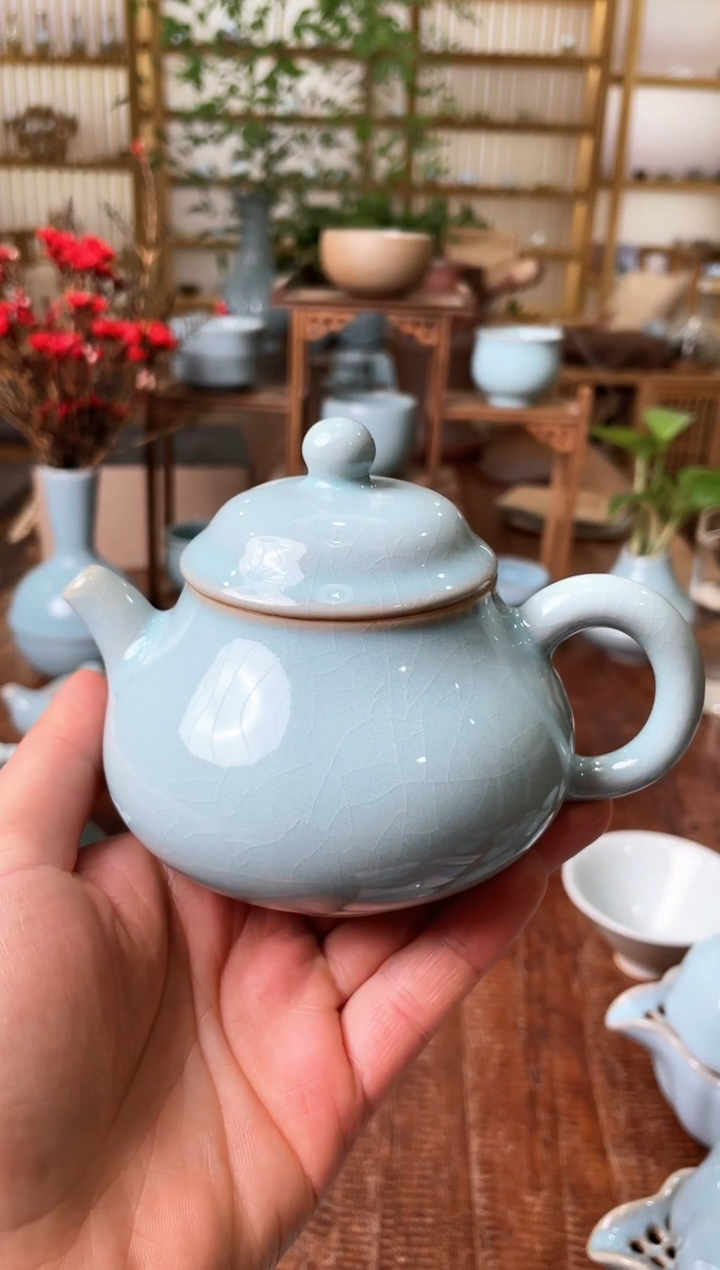 【闪购商品】其他天青釉朱家汝窑款容天壶一级200毫升