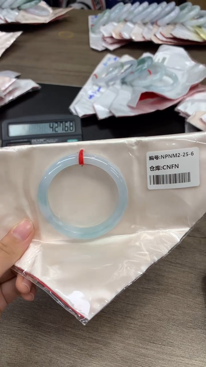 【闪购商品】翡翠手镯未镶嵌翡翠手镯