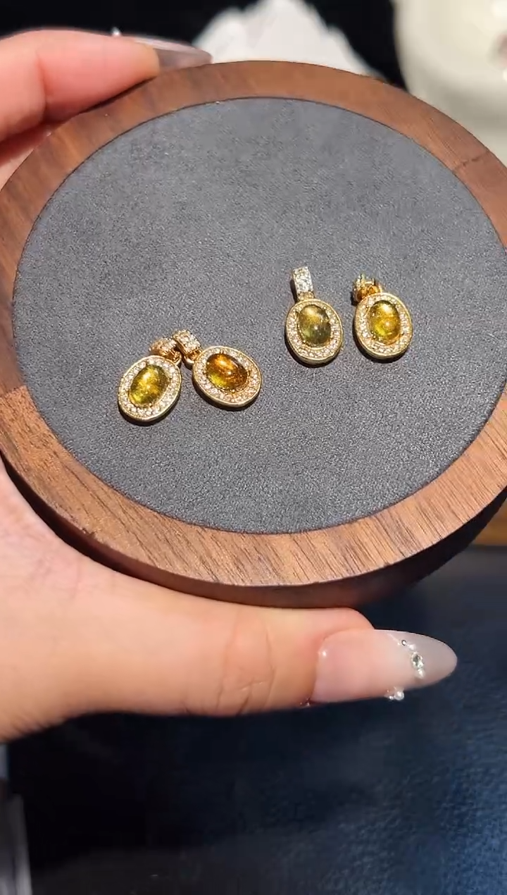 吊坠(不含链)银S925镀金镶嵌碧玺多样性发其一