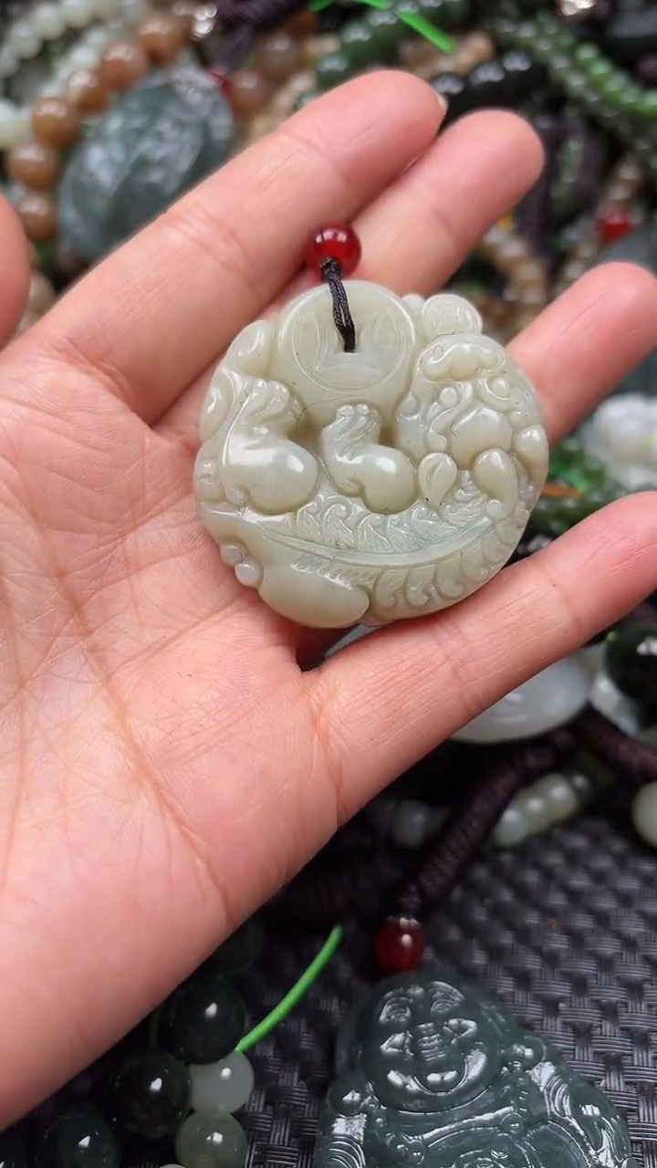 【闪购商品】和田玉颈饰未镶嵌.