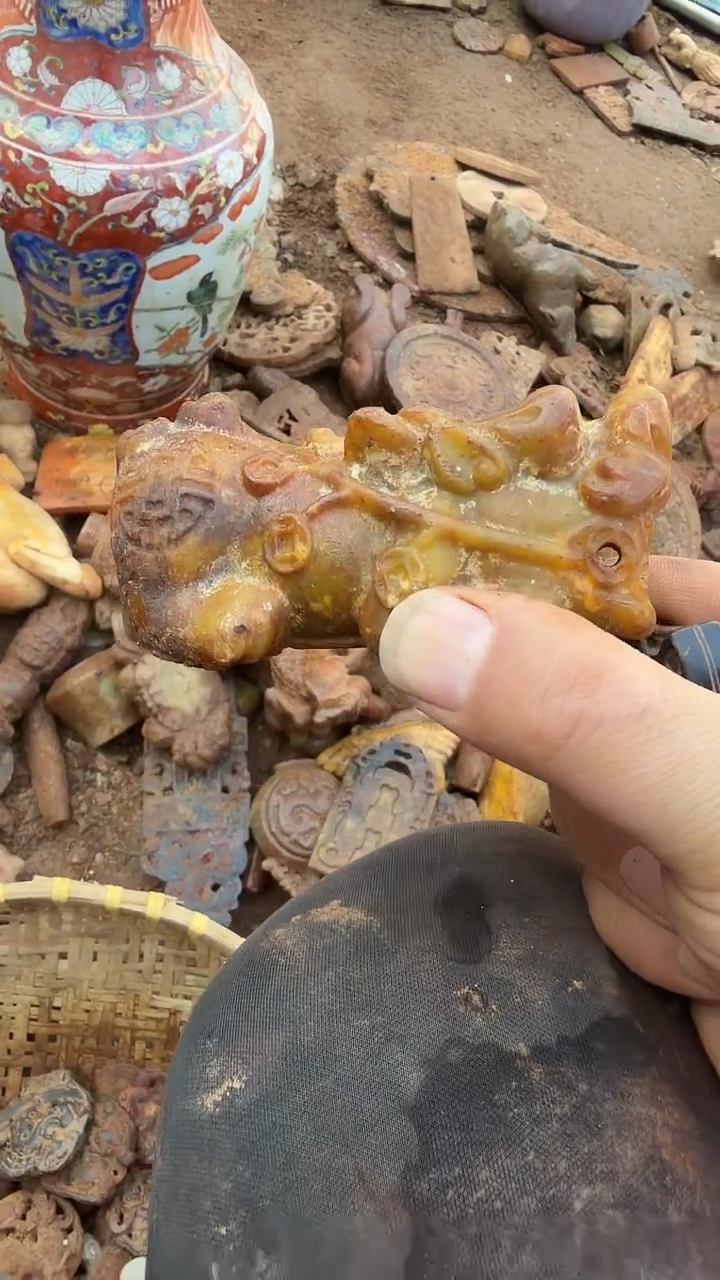 未镶嵌岫岩河磨玉（透闪石质玉）挂件风* 岫岩河磨玉