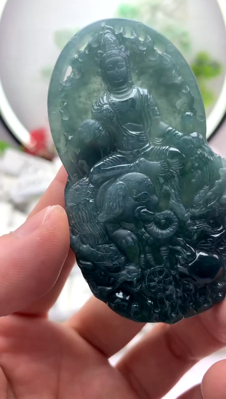 【闪购商品】翡翠颈饰未镶嵌普贤