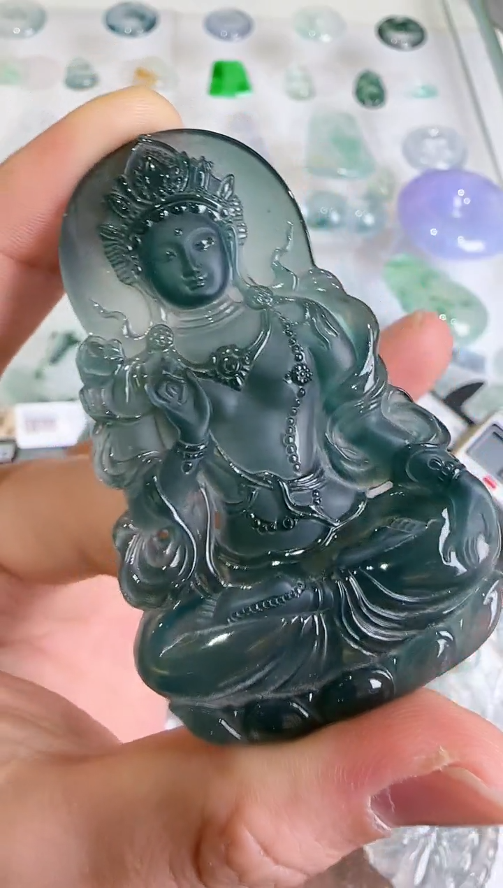 【闪购商品】翡翠吊坠(不含链)未镶嵌··