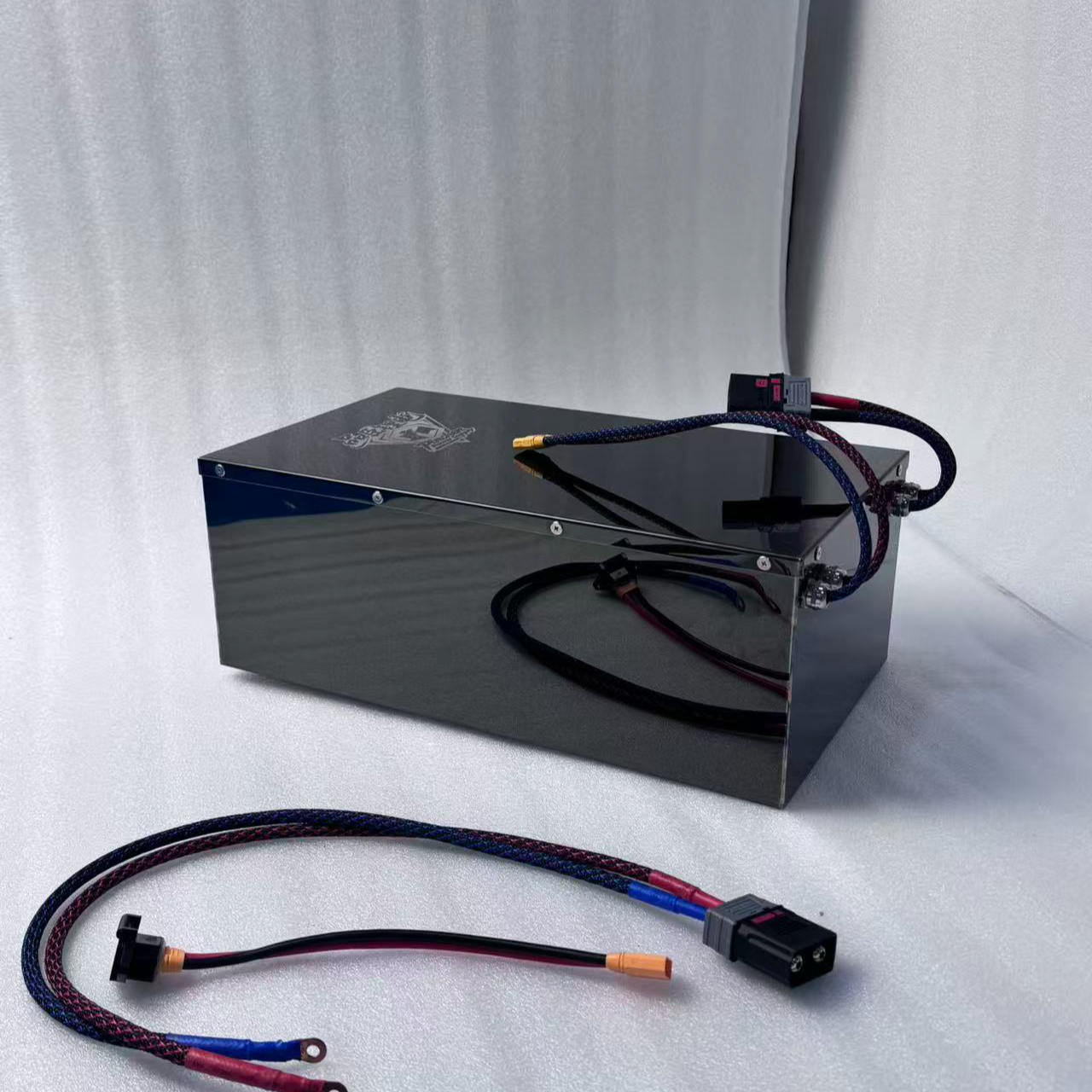 72V129AH（中航全新A品129A电芯)蚂蚁325/极空24010A充电器 分流线