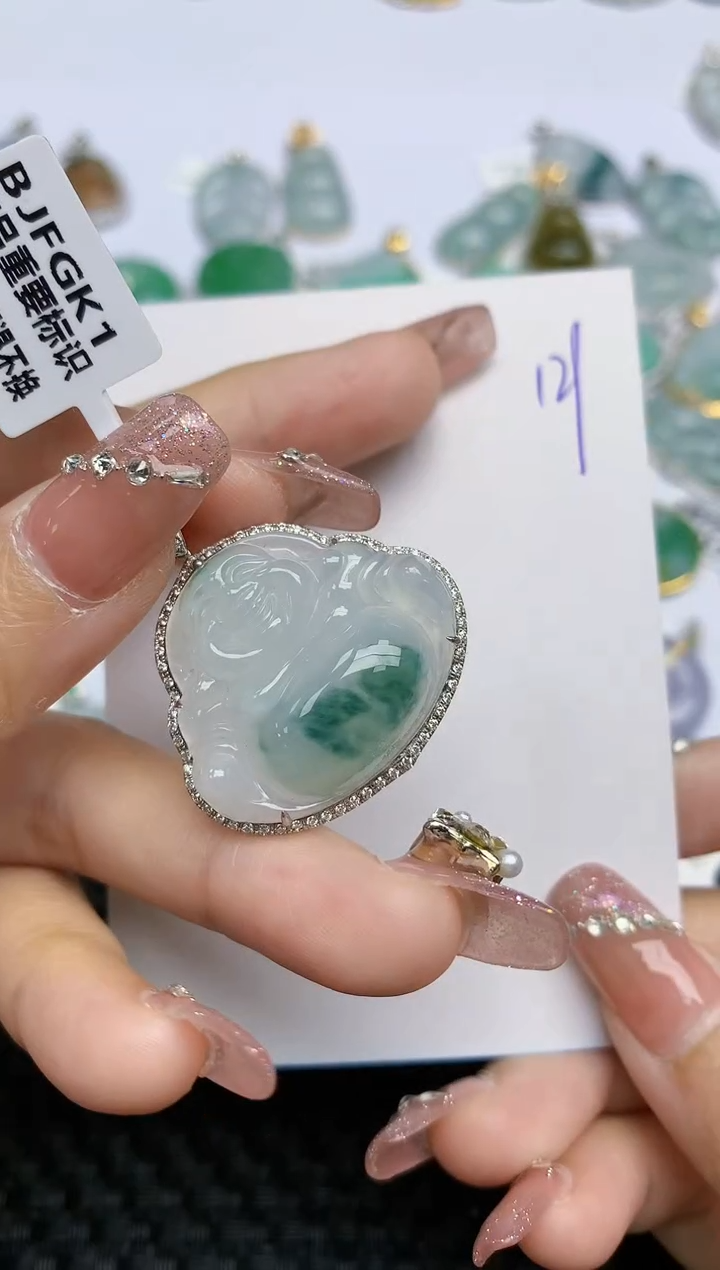 【闪购商品】翡翠颈饰18K金镶嵌天然A货翡翠 129