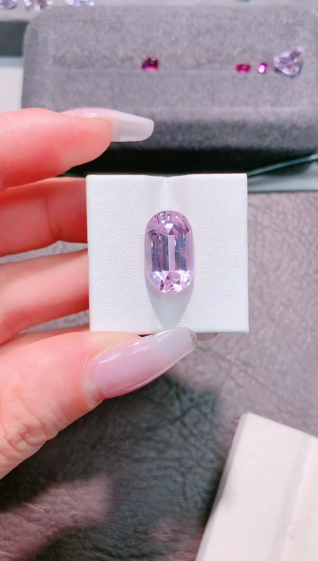 未镶嵌锂辉石裸石10.15ct