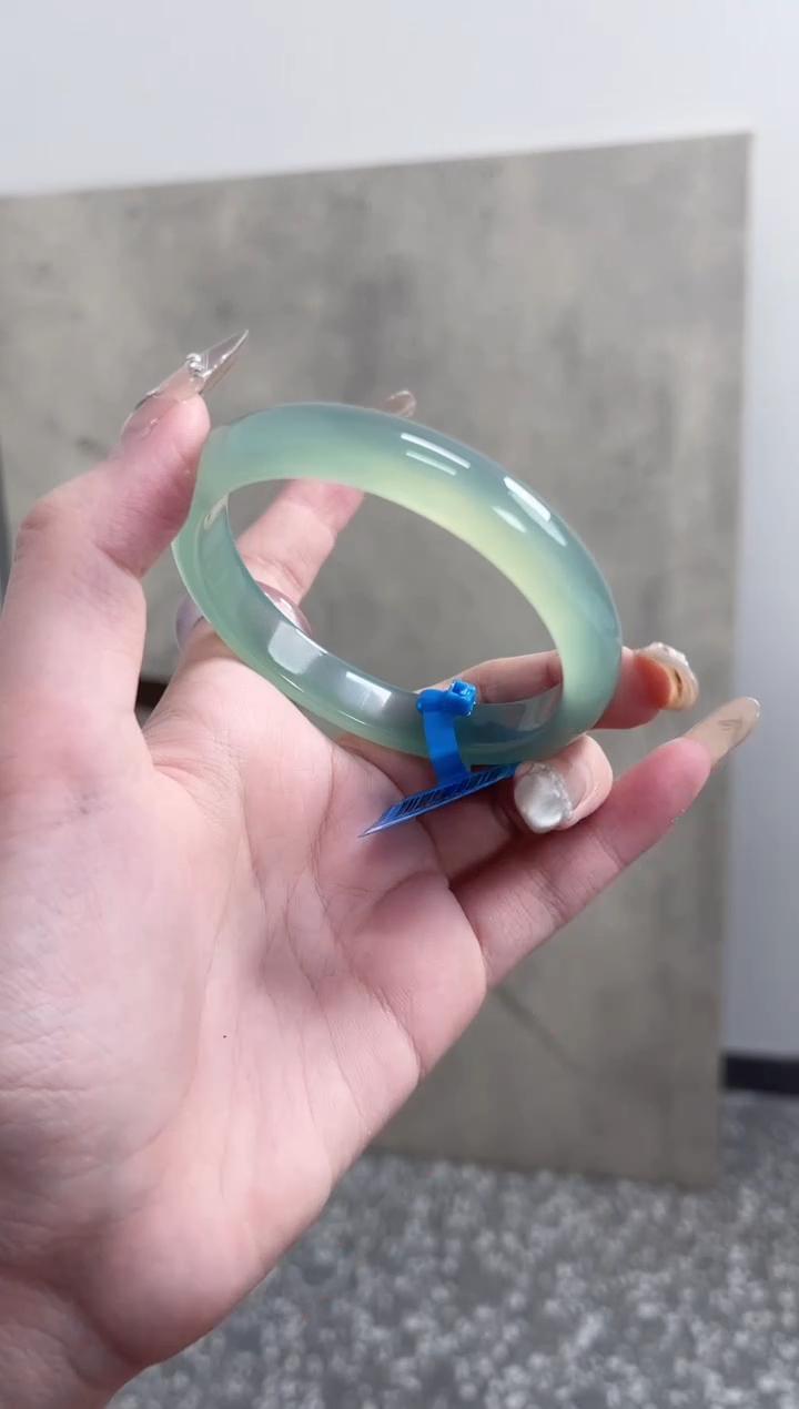 【闪购商品】玛瑙/玉髓手镯未镶嵌58圈