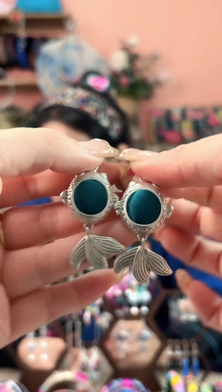 艺枝独绣手工饰品95