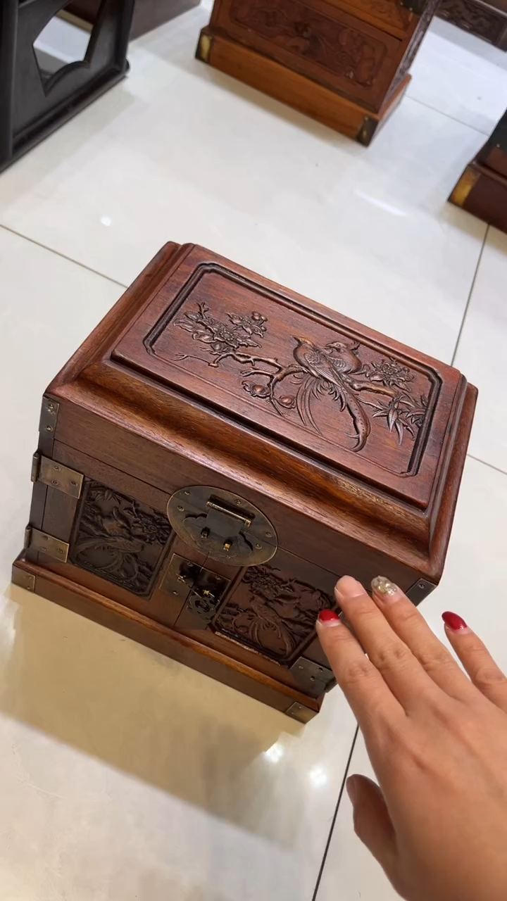 【闪购商品】贡木喜鹊登梅螺钿官箱