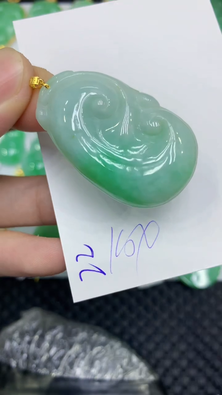 颈饰18K金镶嵌翡翠翡翠11111