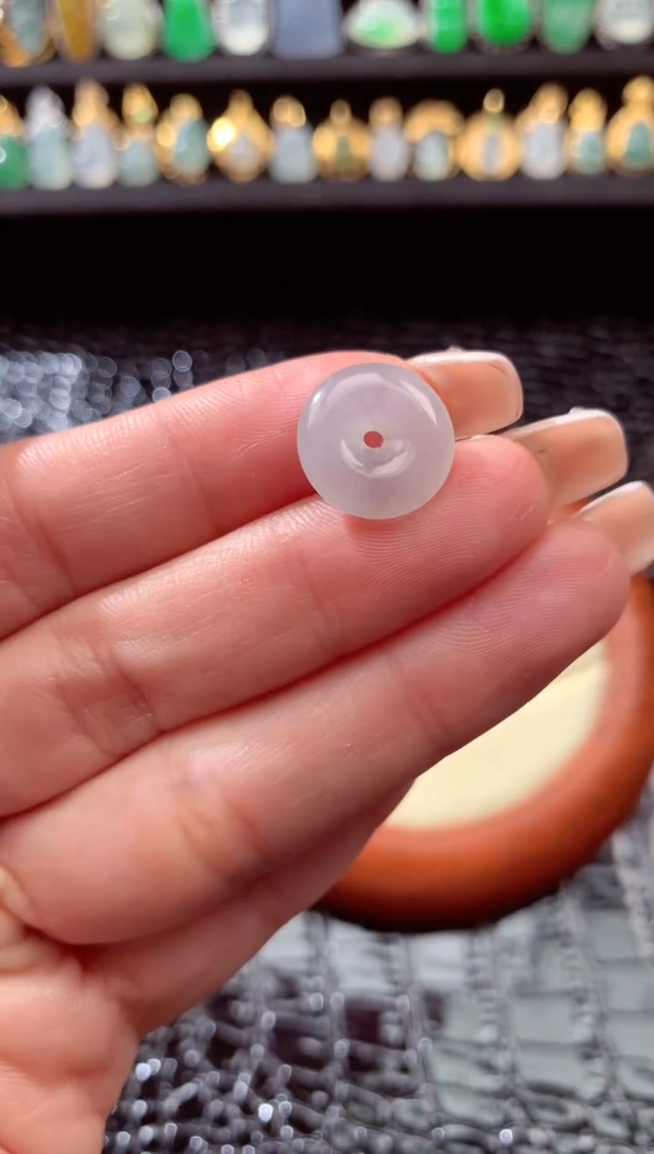 【闪购商品】翡翠颈饰18K金镶嵌扣