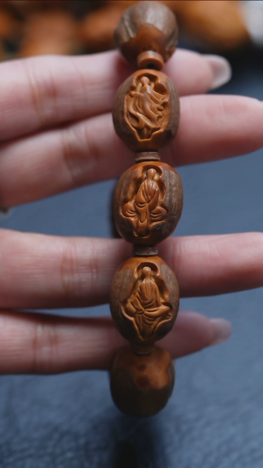 【闪购商品】橄榄核吊坠苏工橄榄核