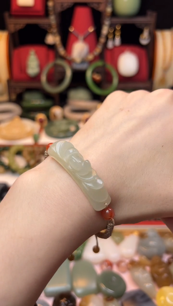 【闪购商品】和田玉手绳未镶嵌福利