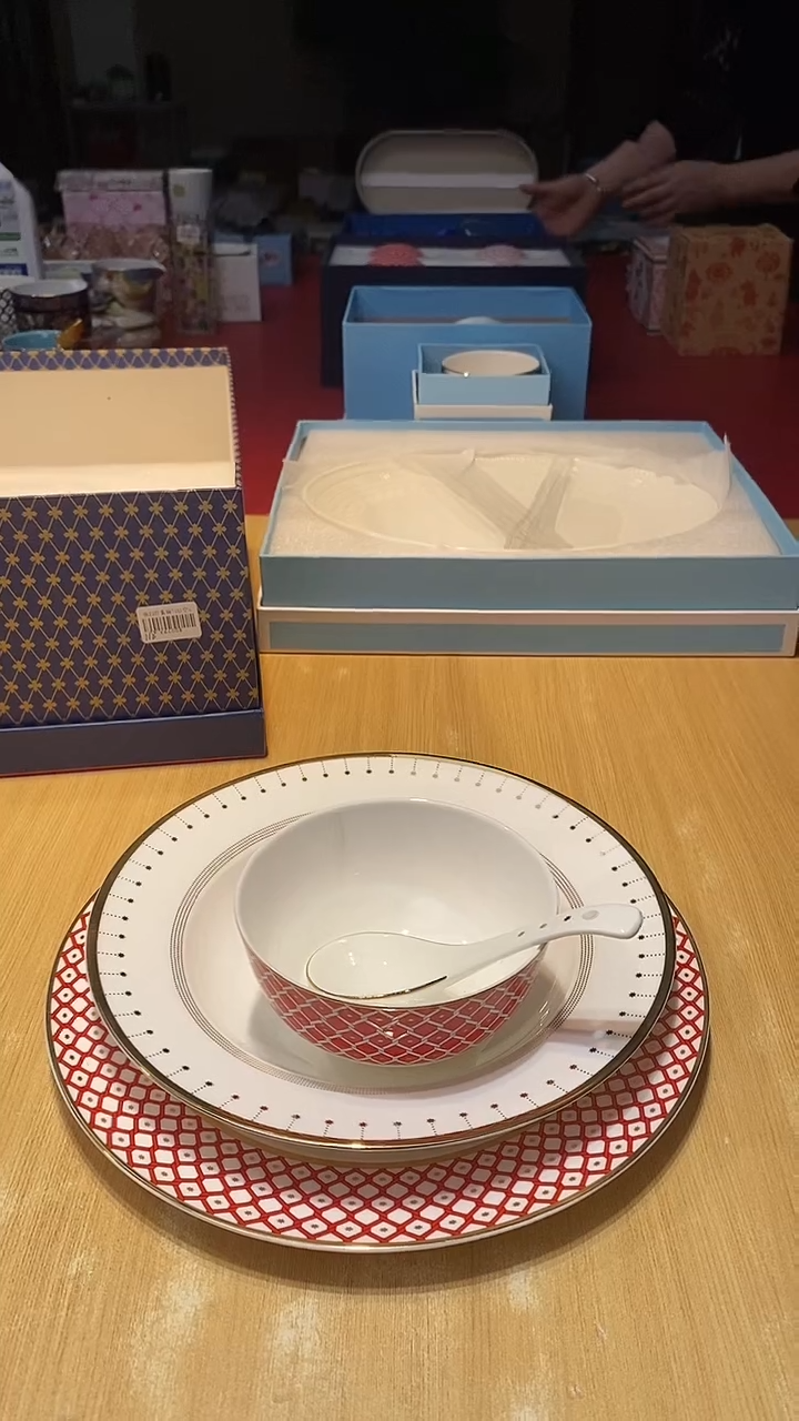 瓷片生活的本意是开心啊@@1