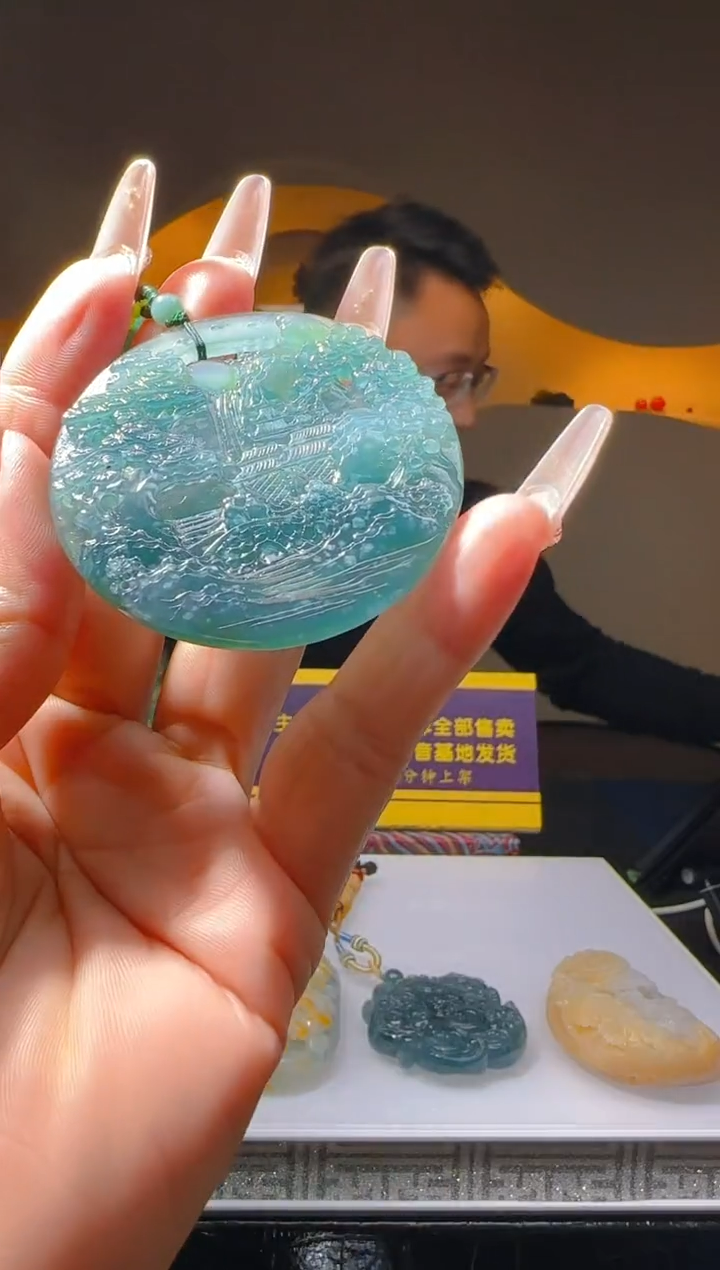 【闪购商品】定制翡翠未镶嵌Q03462翡翠毛货