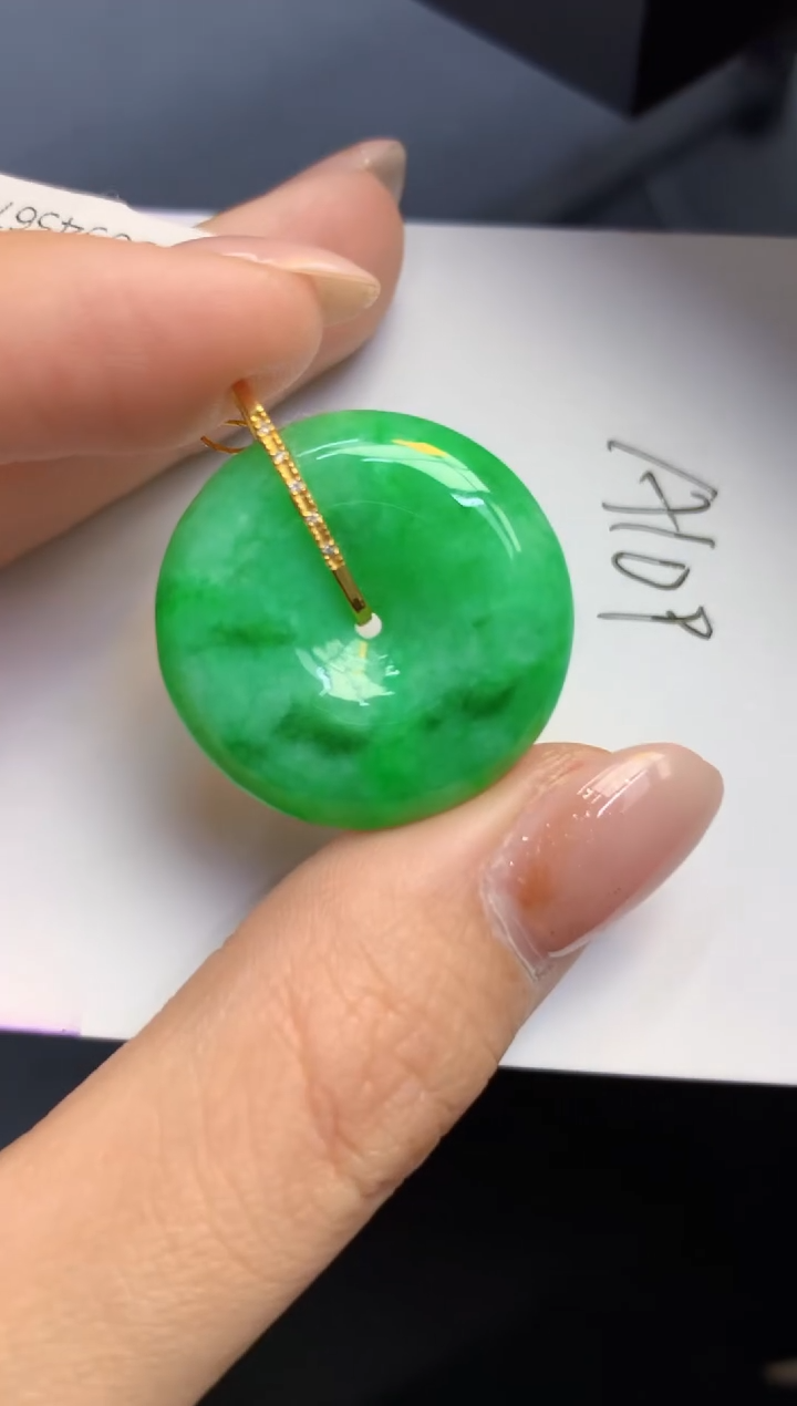 颈饰18K金镶嵌翡翠天然A货缅甸翡翠百元以上9元证书费自理