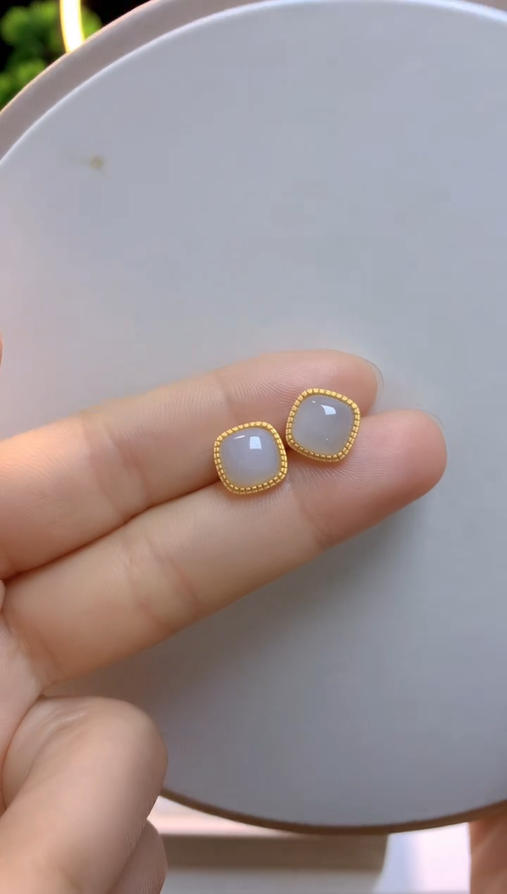 【闪购商品】和田玉耳钉银S925镀金镶嵌方糖耳钉