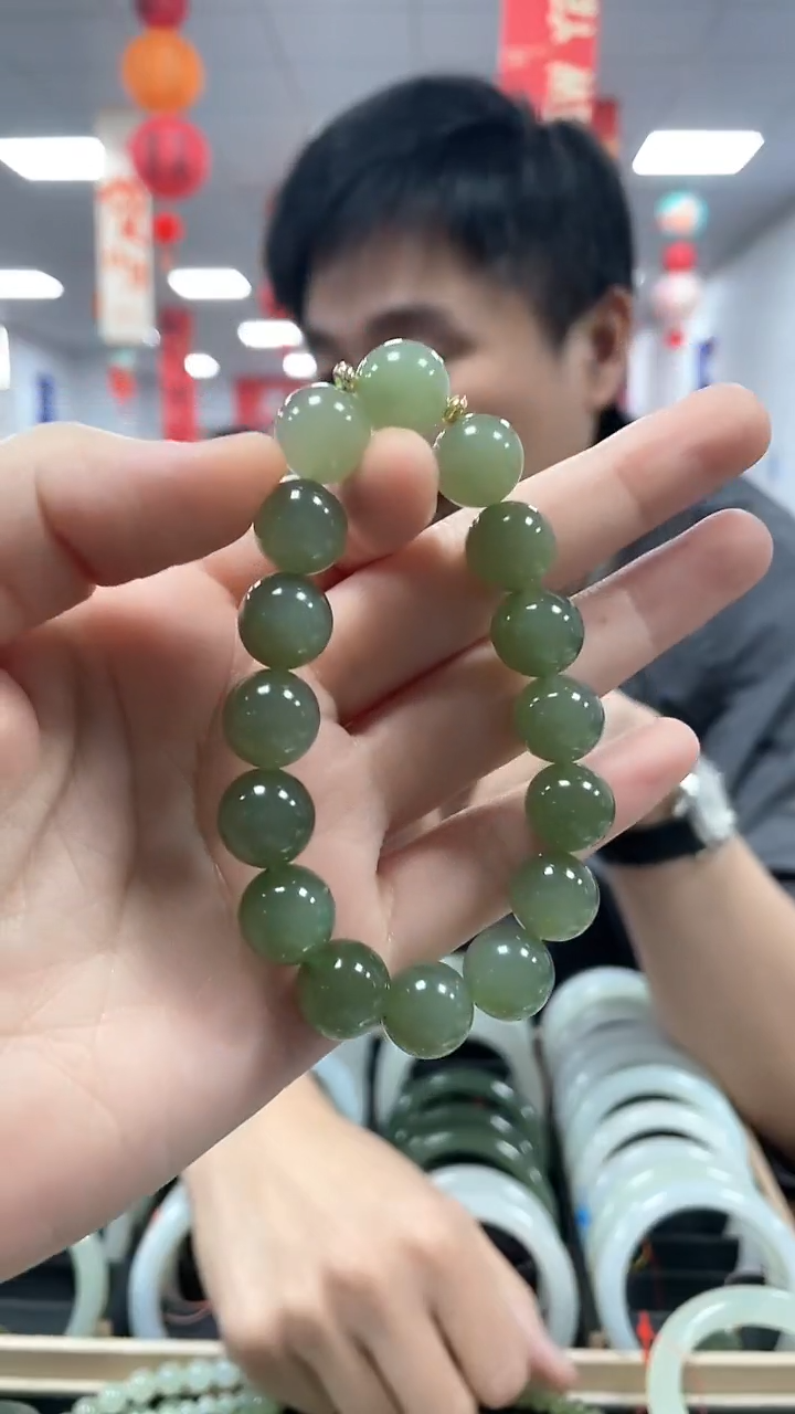 【闪购商品】和田玉手链未镶嵌湖水冻葡萄肉卡12手串一条