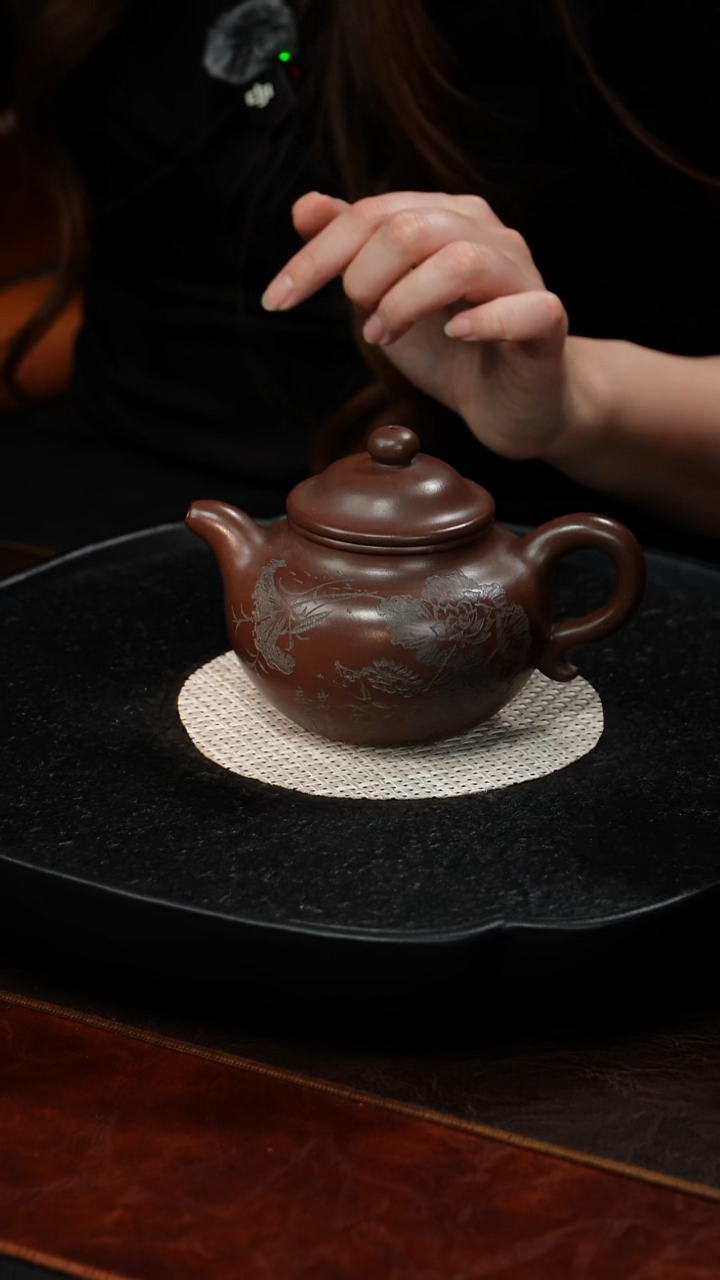 茶壶紫砂谈希强 莲子36 金鼎紫泥 320毫升 