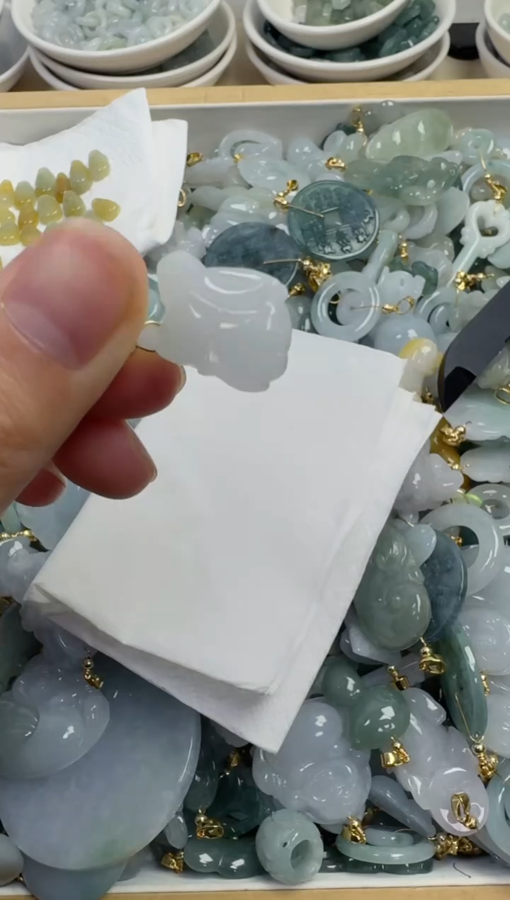 裸石翡翠9号，A货翡翠