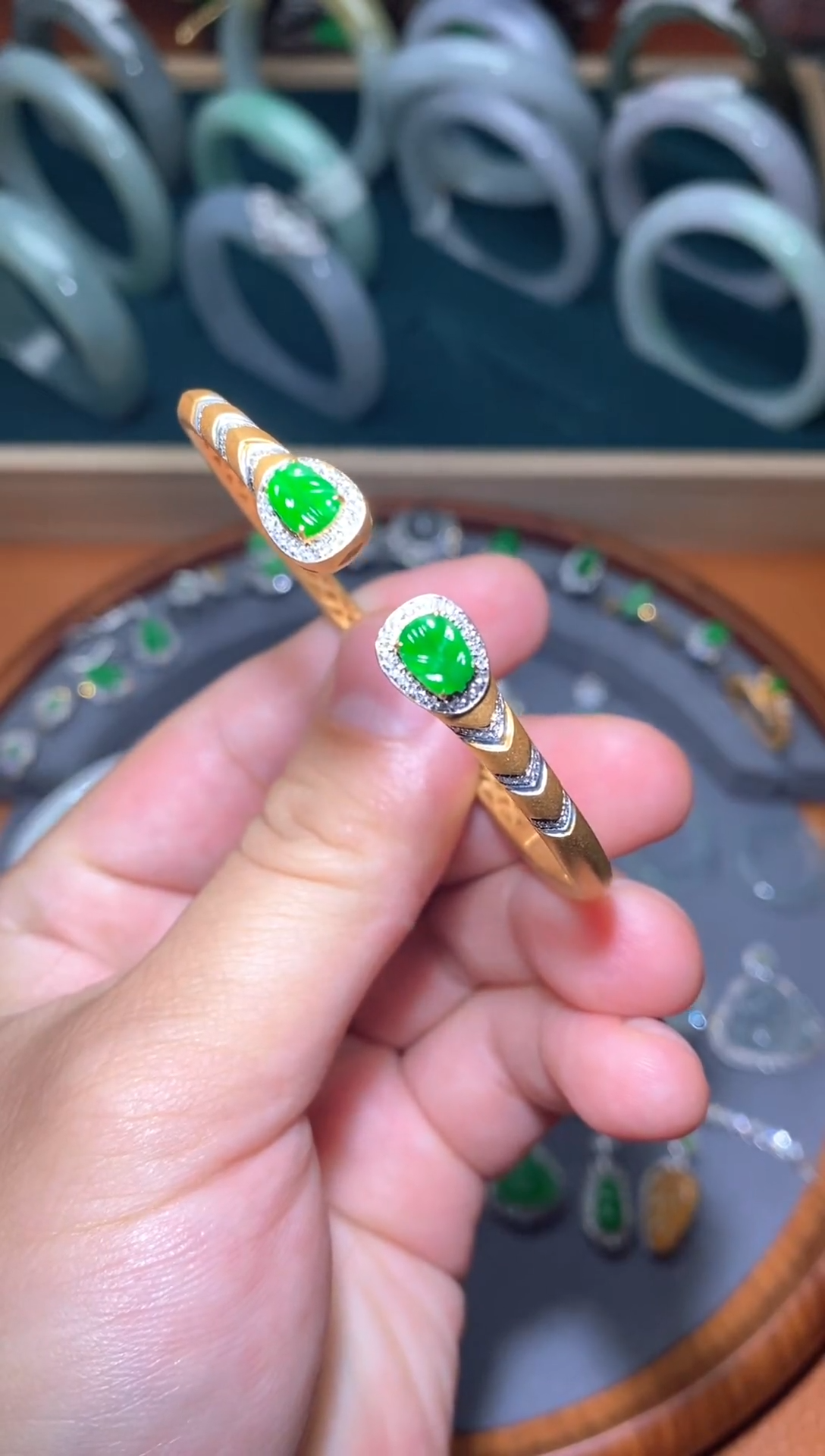 【闪购商品】翡翠手镯18K金镶嵌/07/手镯