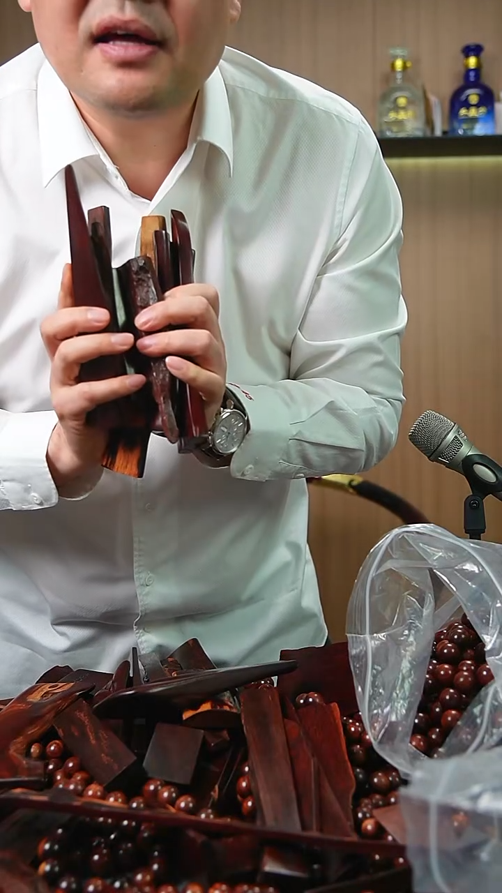 檀香紫檀（小叶紫檀）其他标本随机