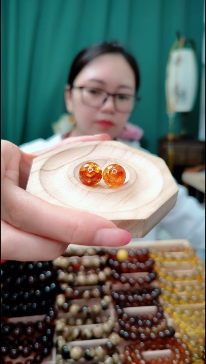【闪购商品】琥珀（花珀）珠宝奇石未镶嵌15+0000000