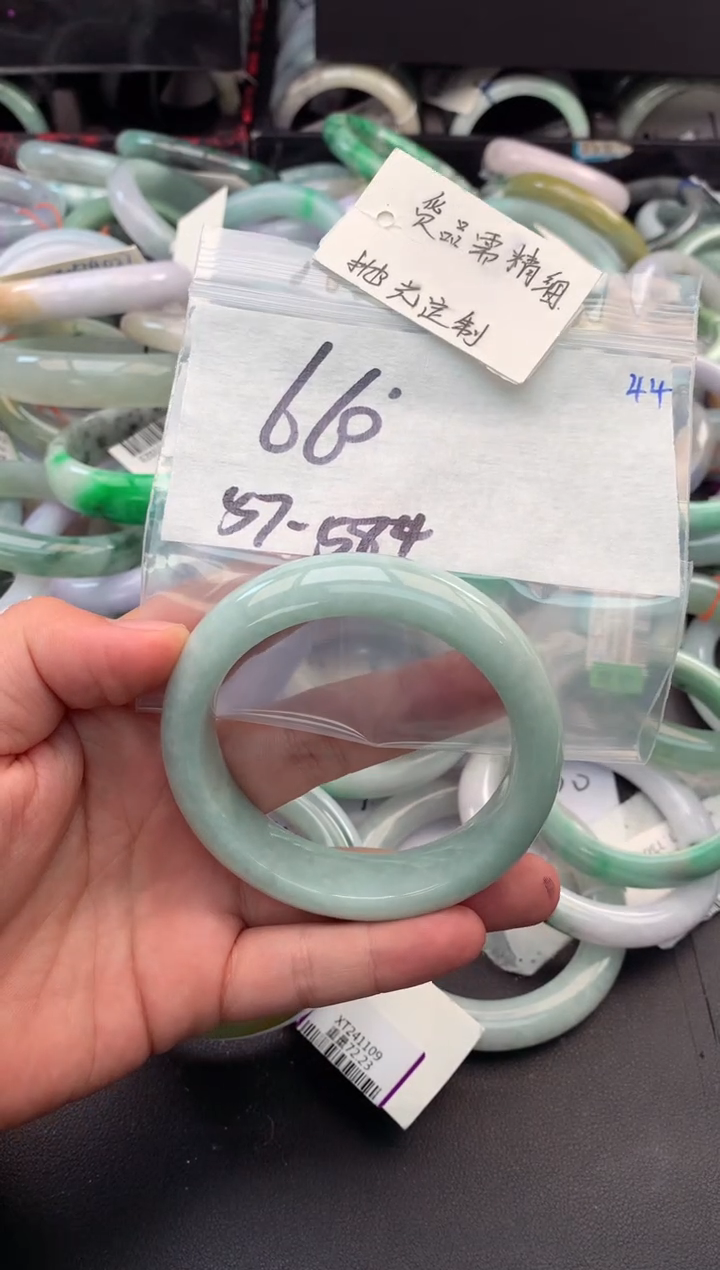 【闪购商品】定制翡翠未镶嵌毛货需精细抛光+多人