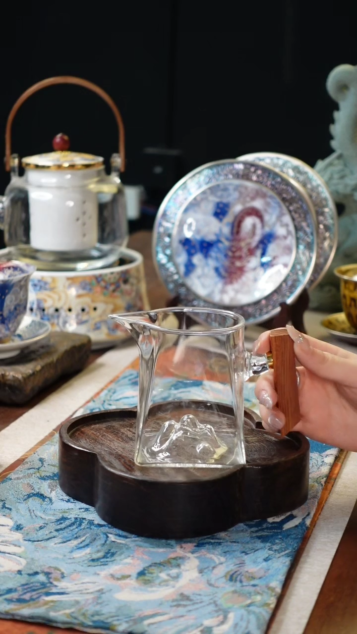 【闪购商品】玻璃观山公道杯福利